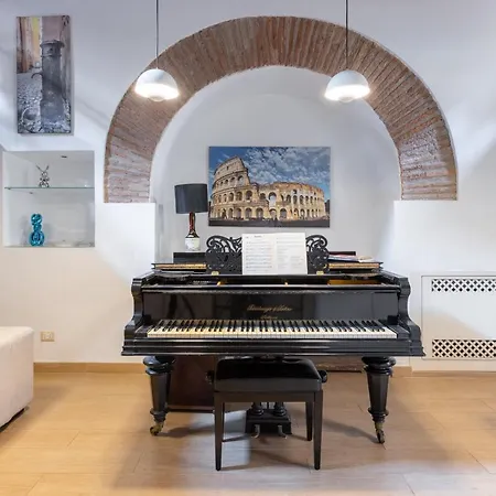 Musician Colosseo With Piano *